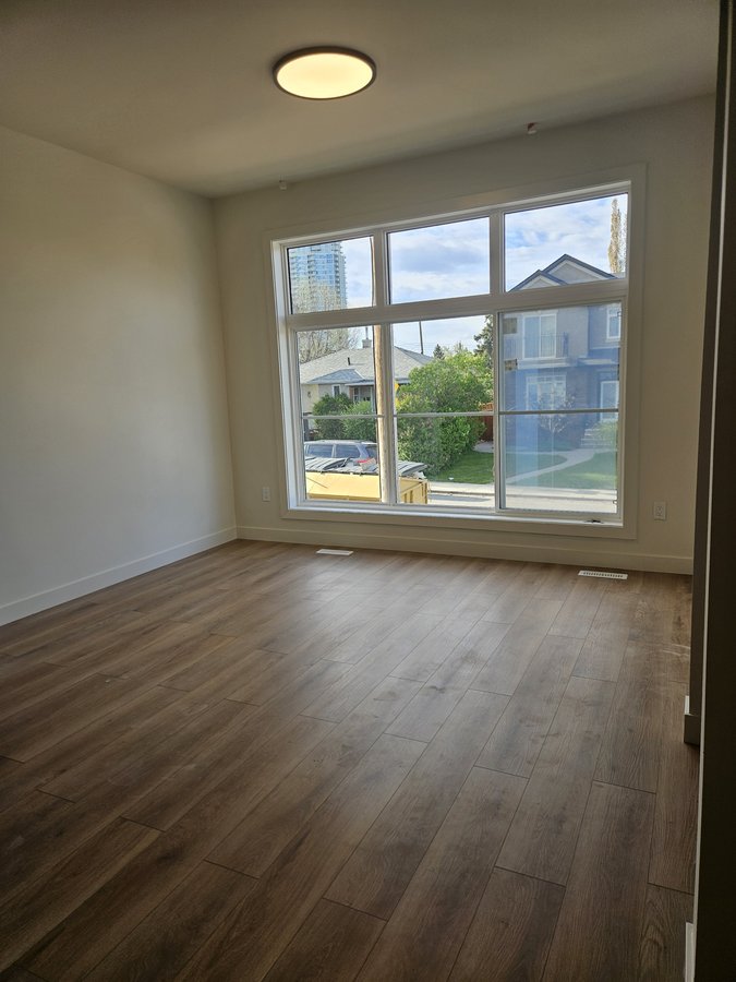 1701 31 Street Southwest - Photo 33