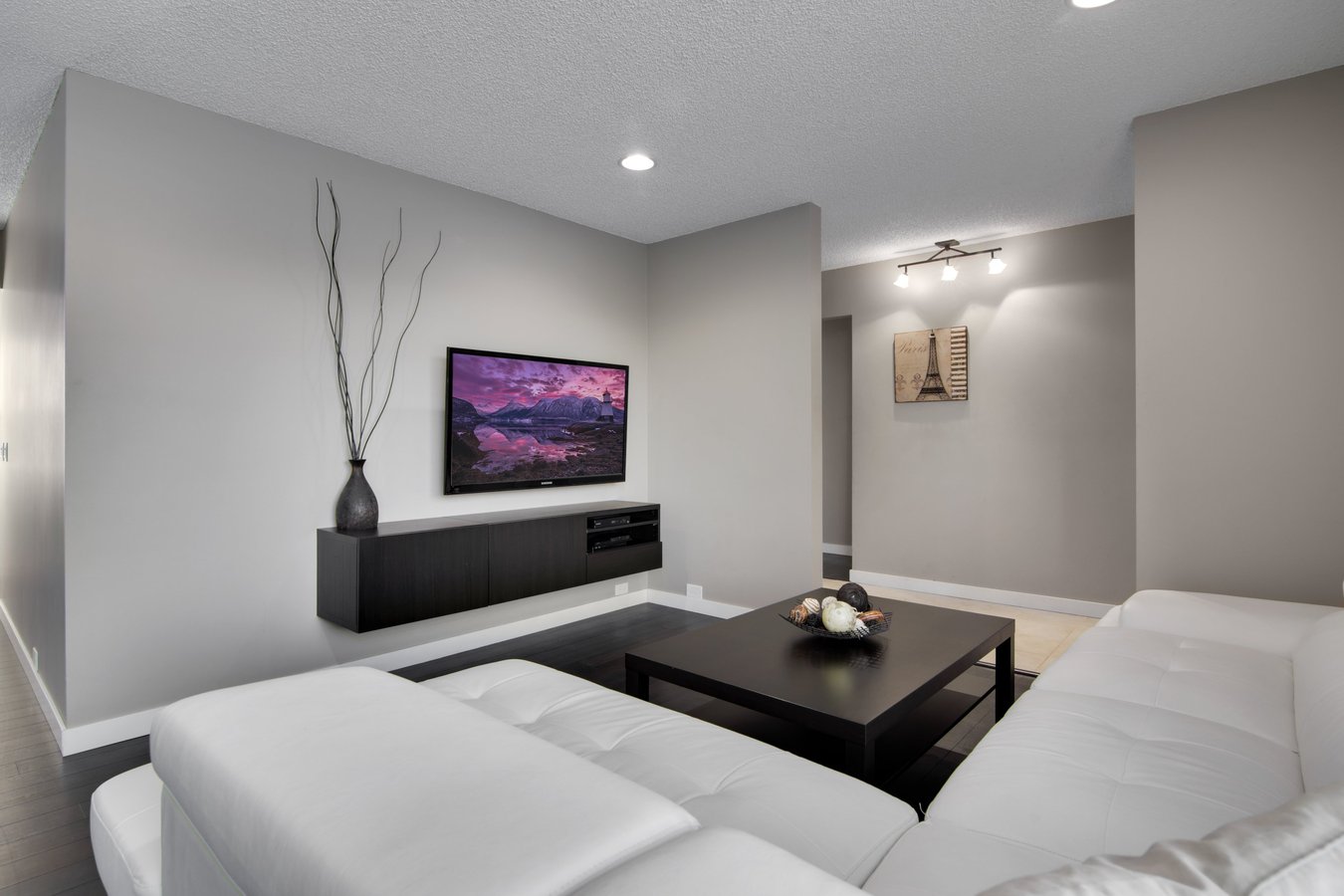 1035 Hunterdale Place Northwest - Photo 3