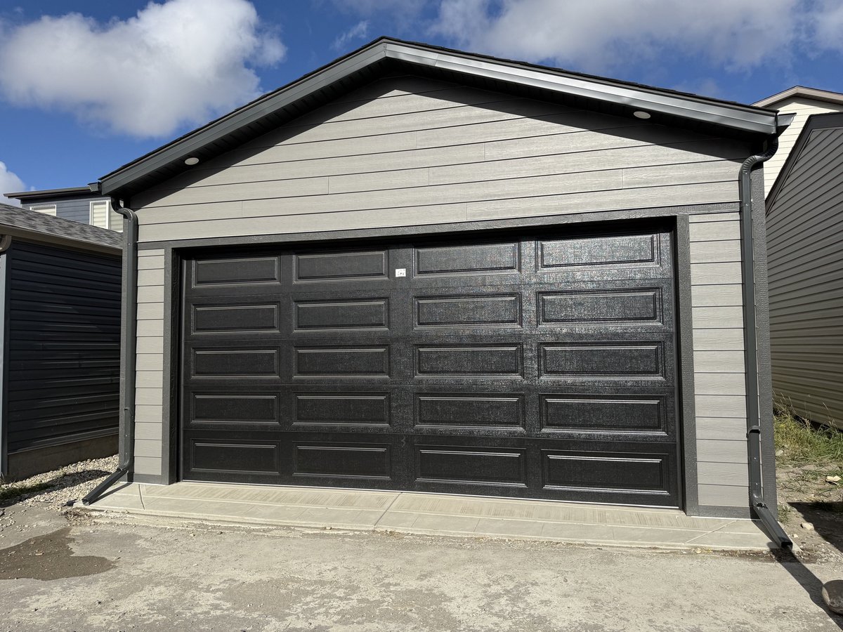 145 Haskayne Drive Northwest - Photo 2