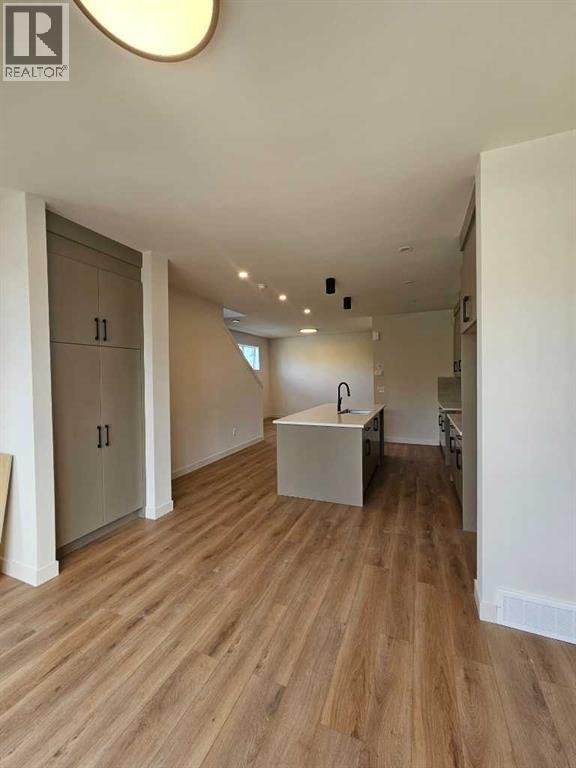 3203 14 Avenue SW - Photo 12
