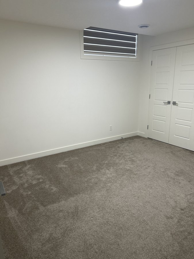 196 Ambleside Crescent Northwest - Photo 4