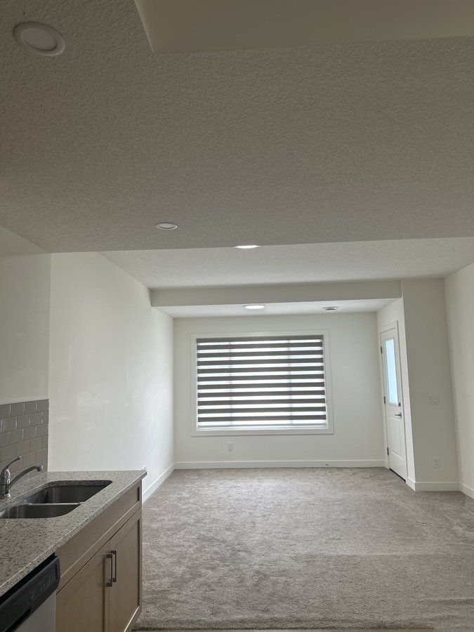 196 Ambleside Crescent Northwest - Photo 7