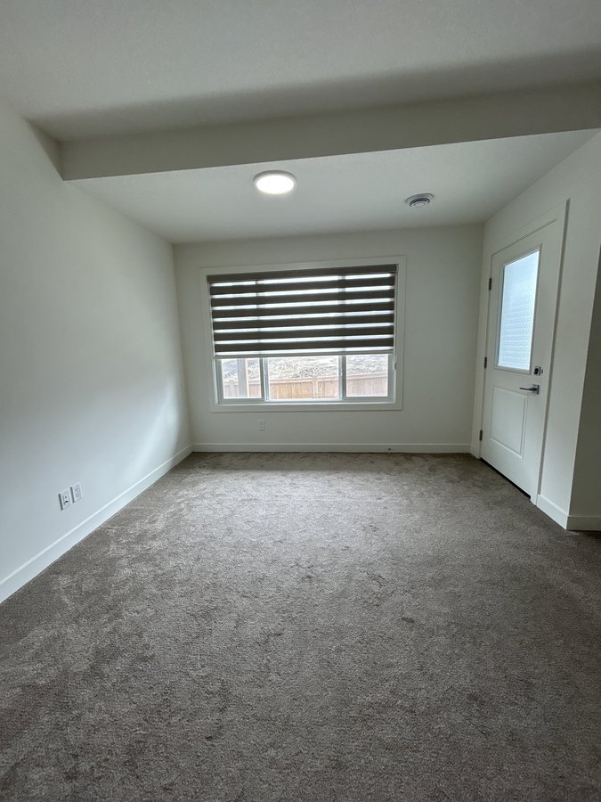 196 Ambleside Crescent Northwest - Photo 2