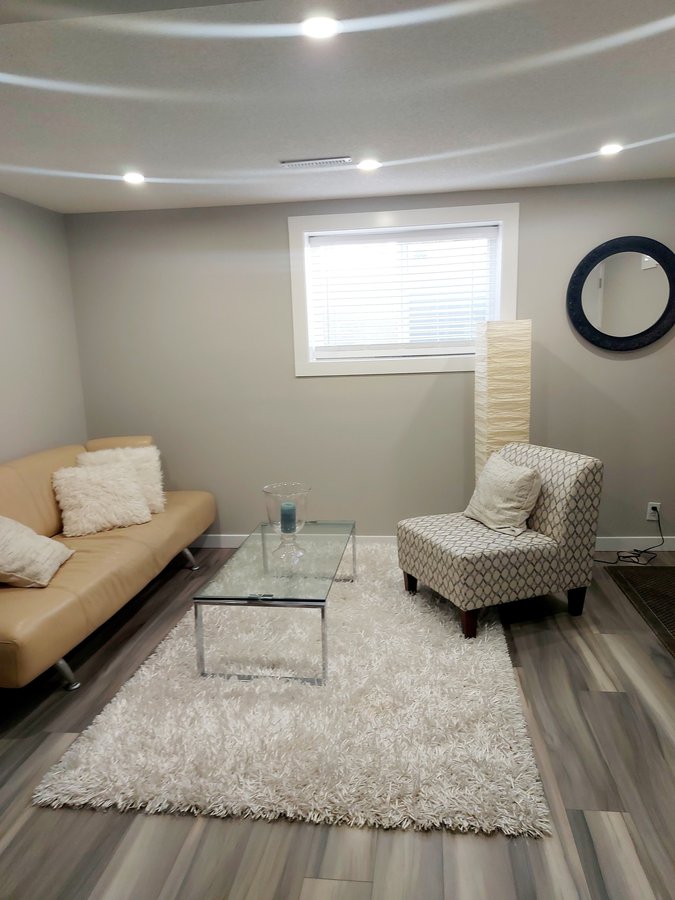 611 Forest Place Southeast - Photo 6