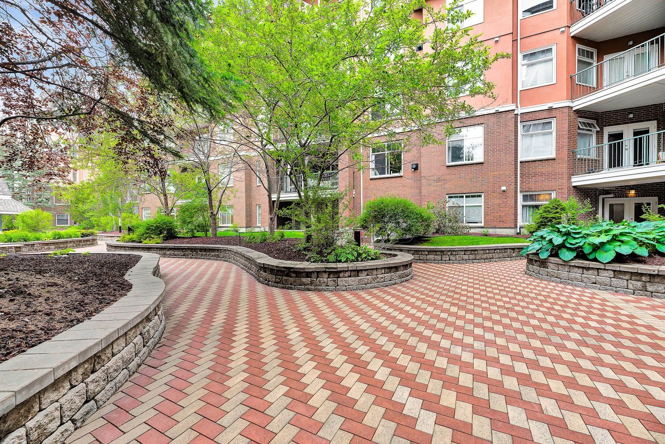 60 24 Avenue Southwest - Photo 41