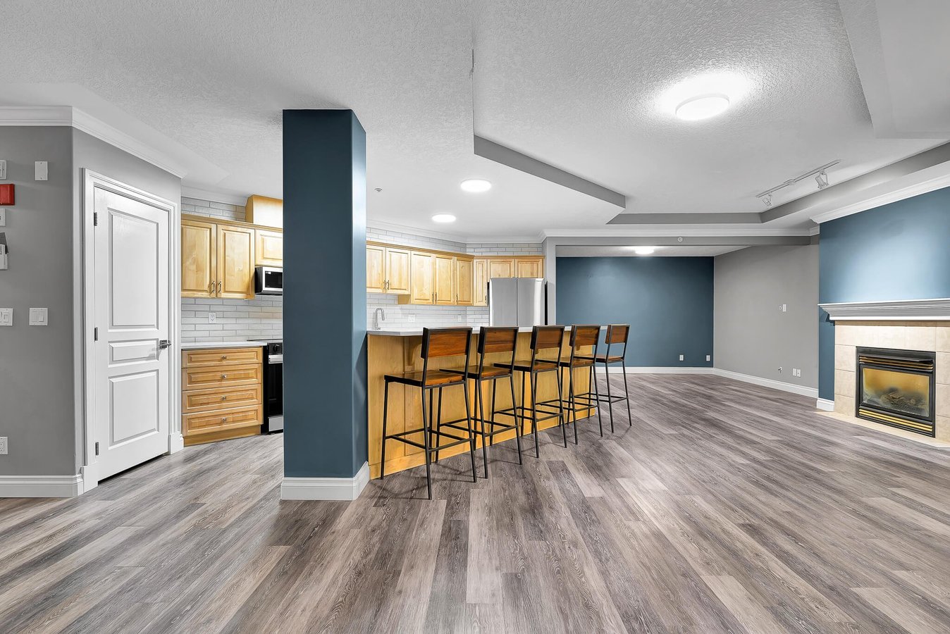 60 24 Avenue Southwest - Photo 4