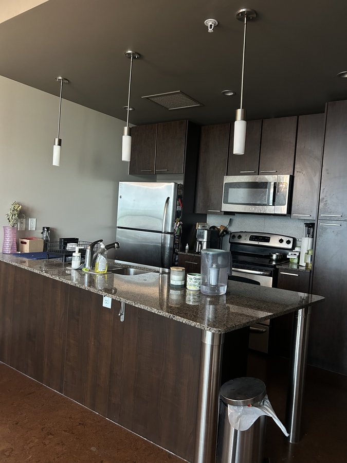 220 12 Avenue Southeast - Photo 4