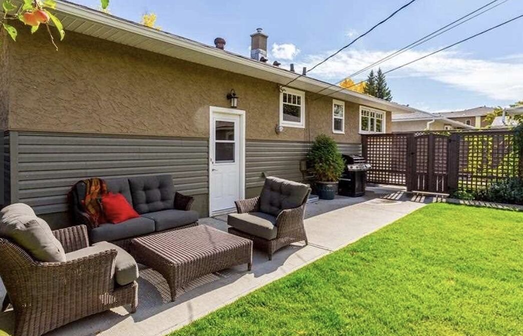 373 Northmount Drive Northwest - Photo 12
