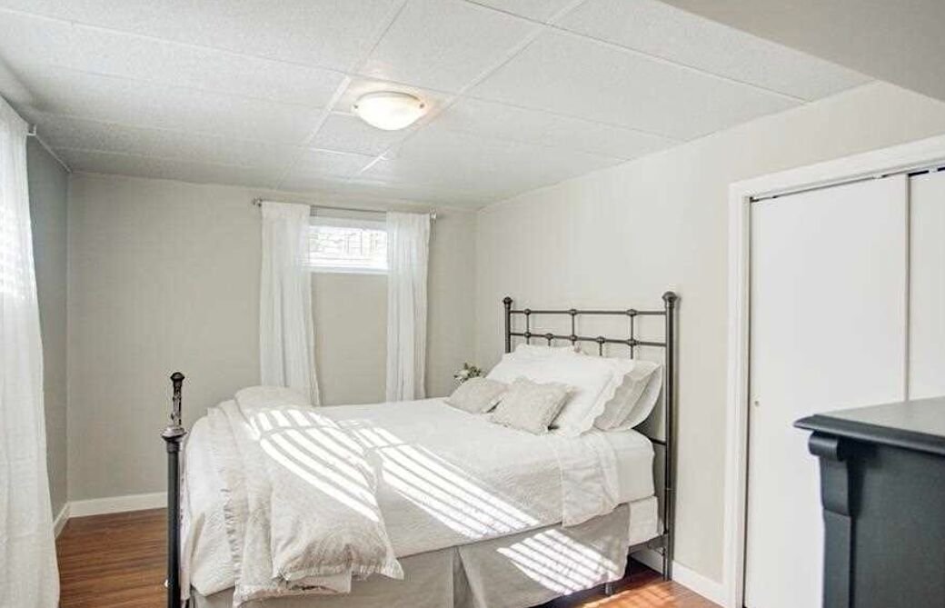 373 Northmount Drive Northwest - Photo 5