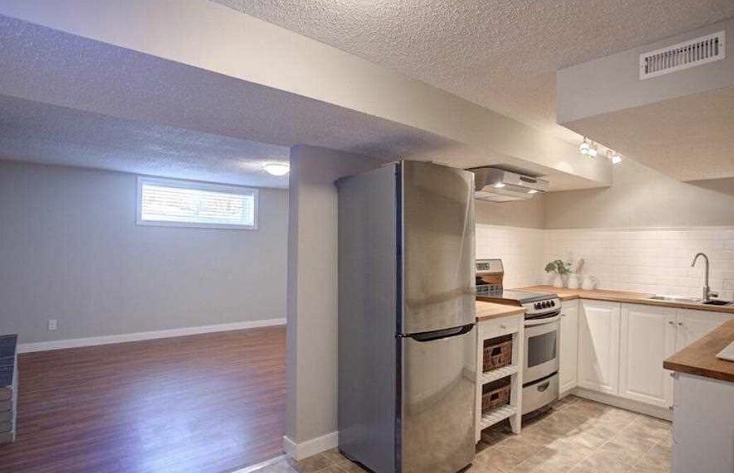 373 Northmount Drive Northwest - Photo 3