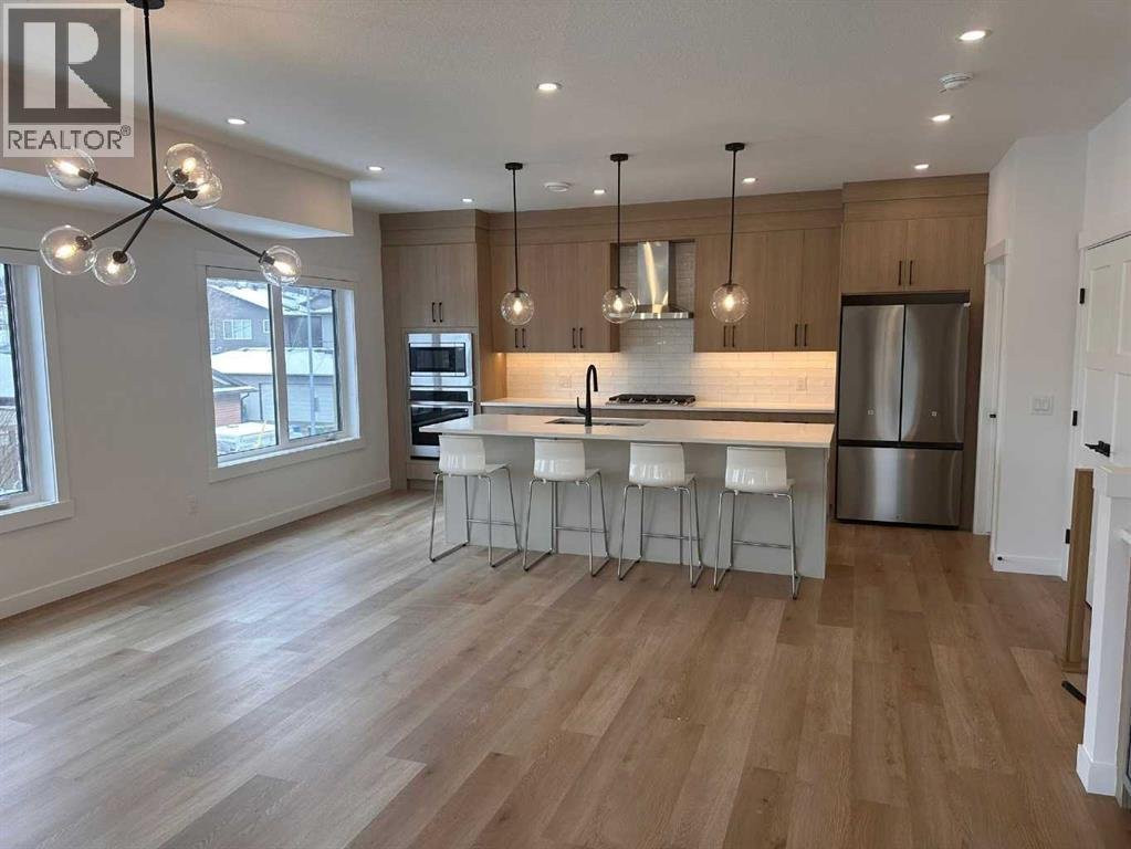 4744 Bowness Road - Photo 9