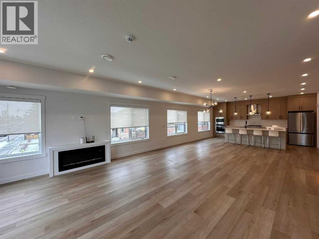 4744 Bowness Road - Photo 12
