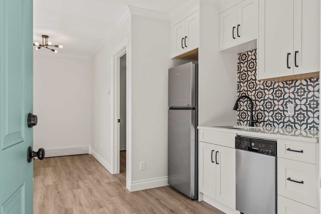 2629 1 Avenue Northwest - Photo 3