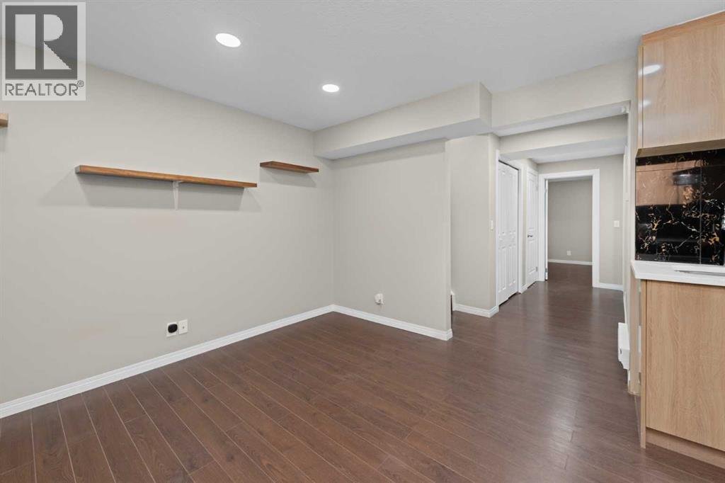 7 Panora Square NW - Photo 6