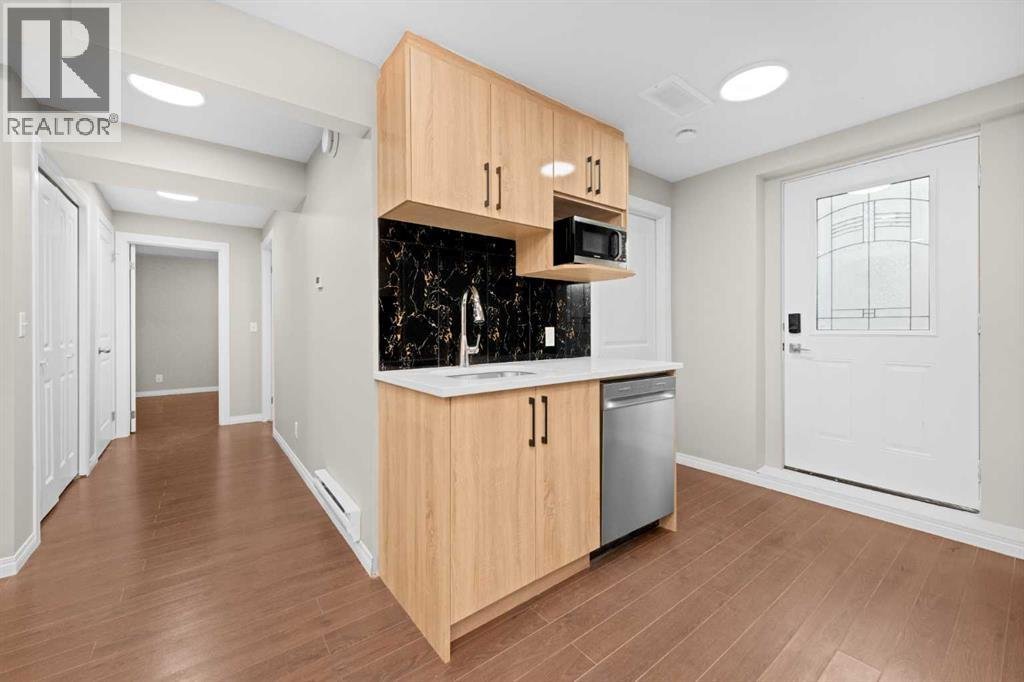 7 Panora Square NW - Photo 9