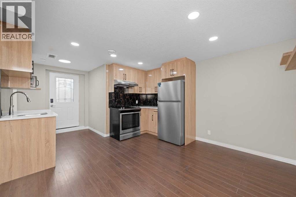 7 Panora Square NW - Photo 10