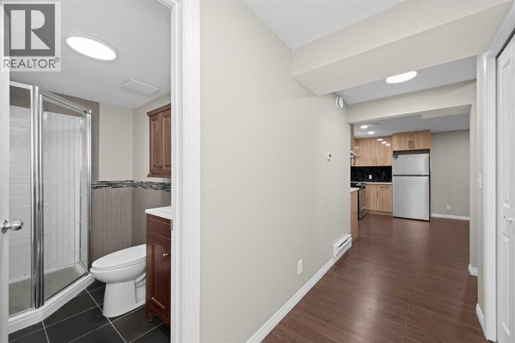 7 Panora Square NW - Photo 13