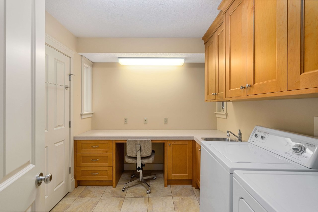 720 4 Street Northwest - Photo 18