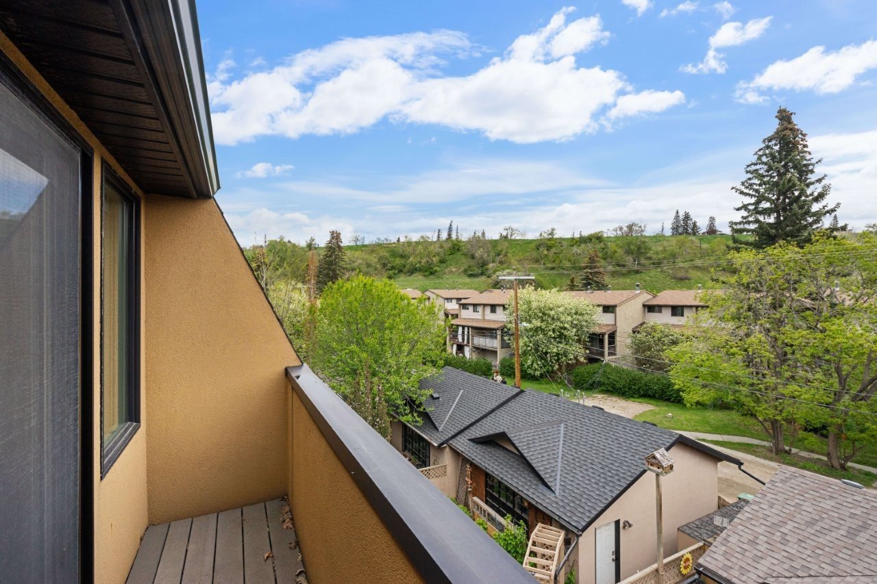 720 4 Street Northwest - Photo 23