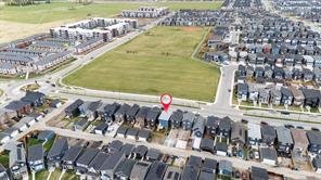 260 Belmont Boulevard South West - Photo 1