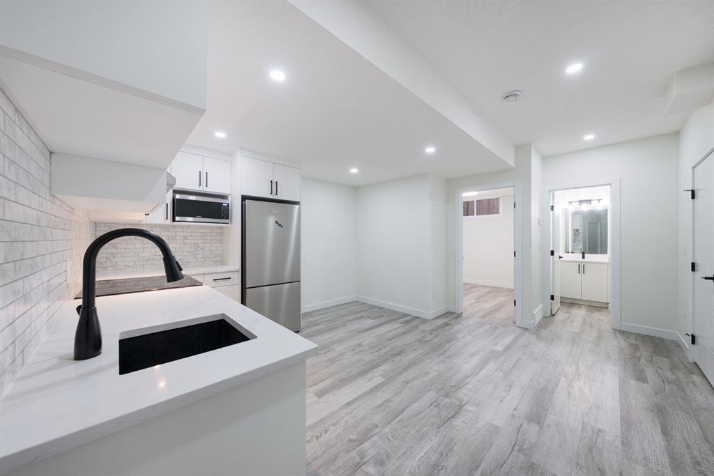 260 Belmont Boulevard South West - Photo 7