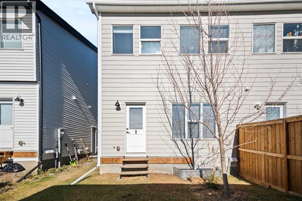 7581 202 Avenue Southeast - Photo 16