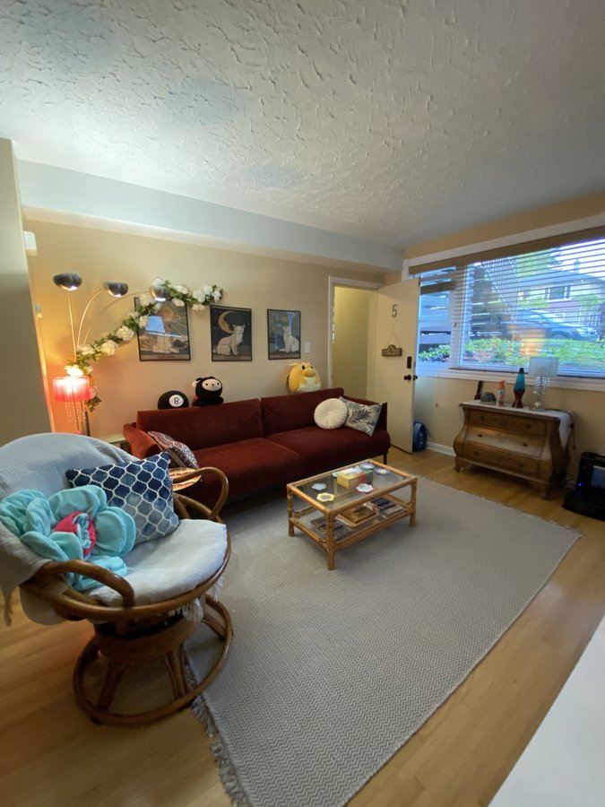 1634 18 Avenue Northwest - Photo 2