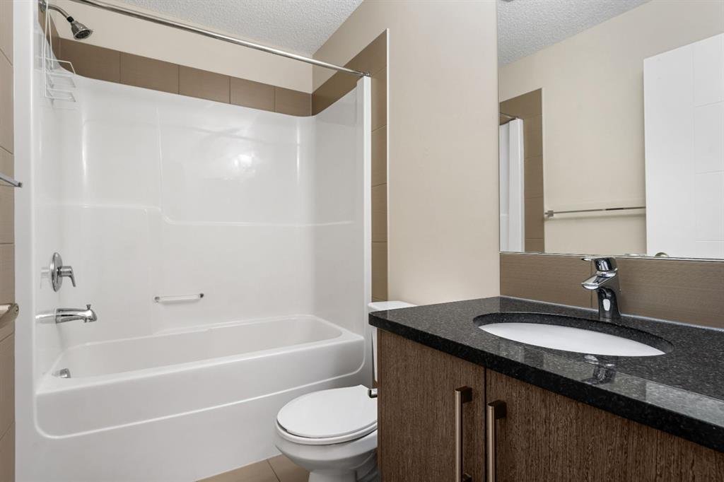 402 Marquis Lane Southeast - Photo 13