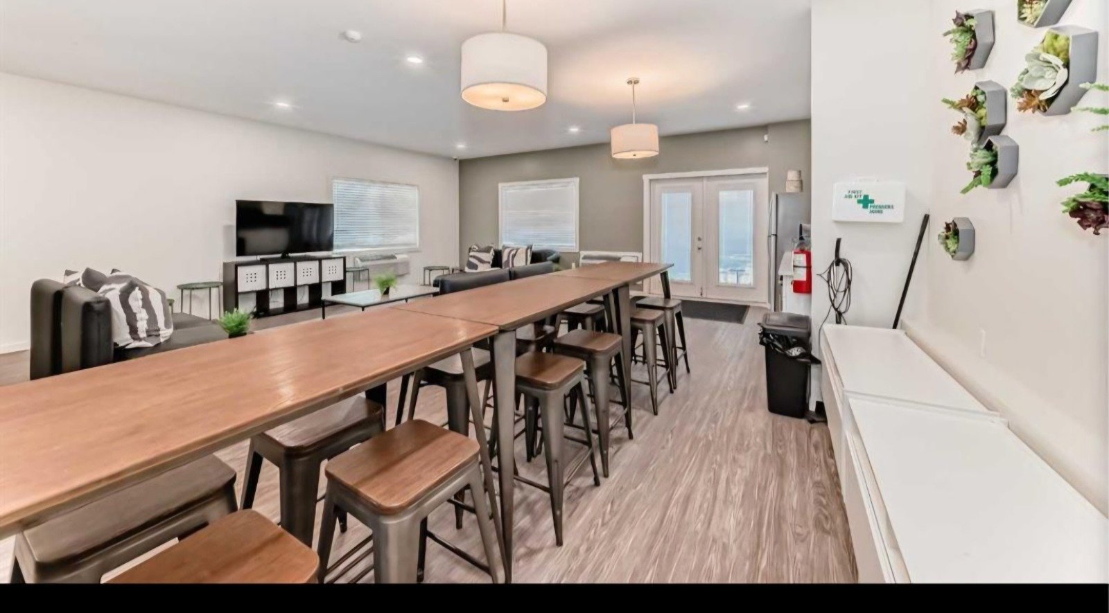 181 Skyview Ranch Manor Northeast - Photo 18