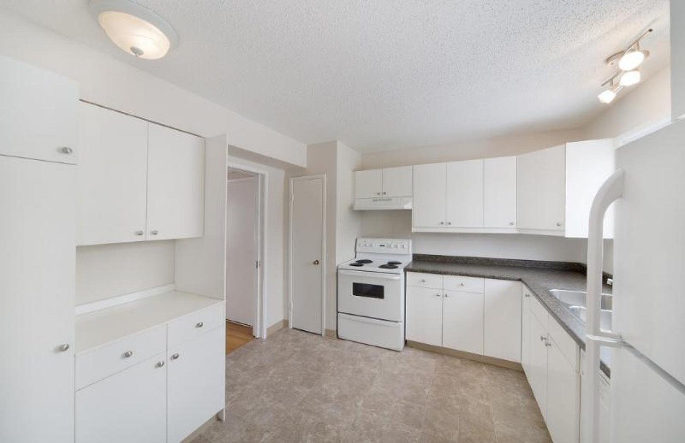 Rentals.ca Cambrian Heights Calgary Apartments, Condos and Houses For Rent