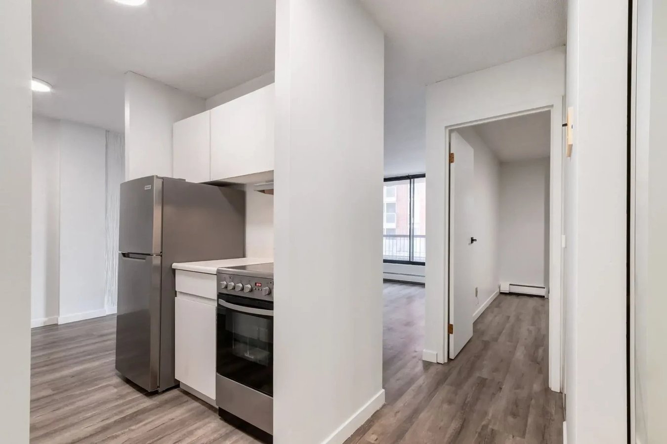 Westside Apartments - Photo 2