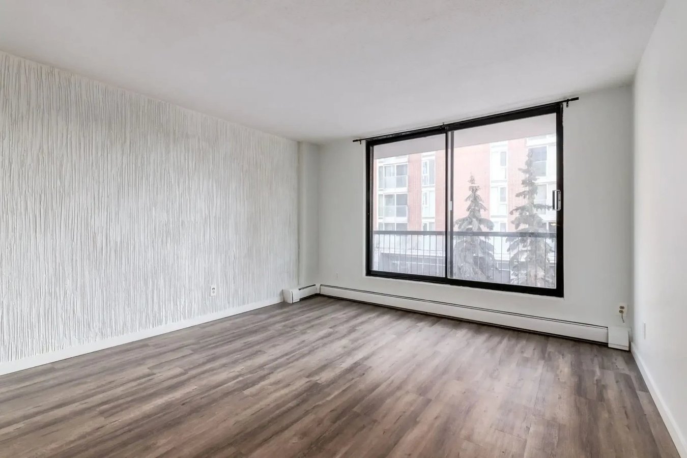 Westside Apartments - Photo 3