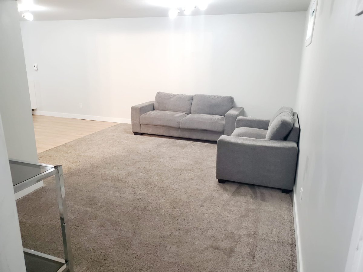 Calgary AB Bachelors, Basements and Lofts for Rent