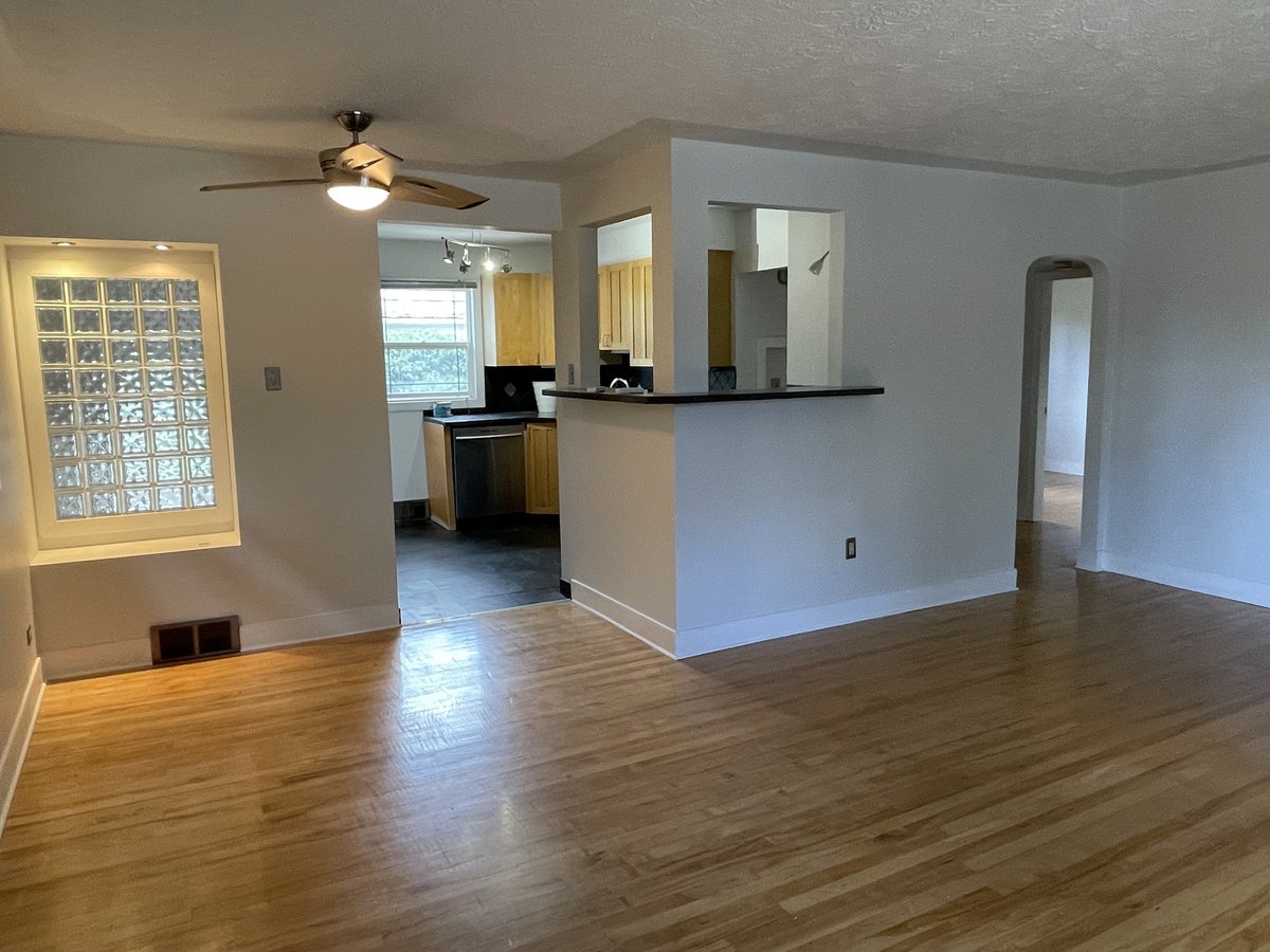 2451 28 Avenue Southwest - Photo 3