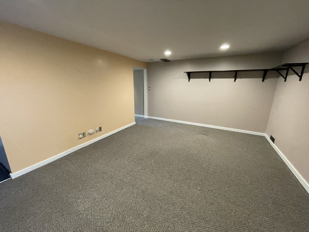 2451 28 Avenue Southwest - Photo 16