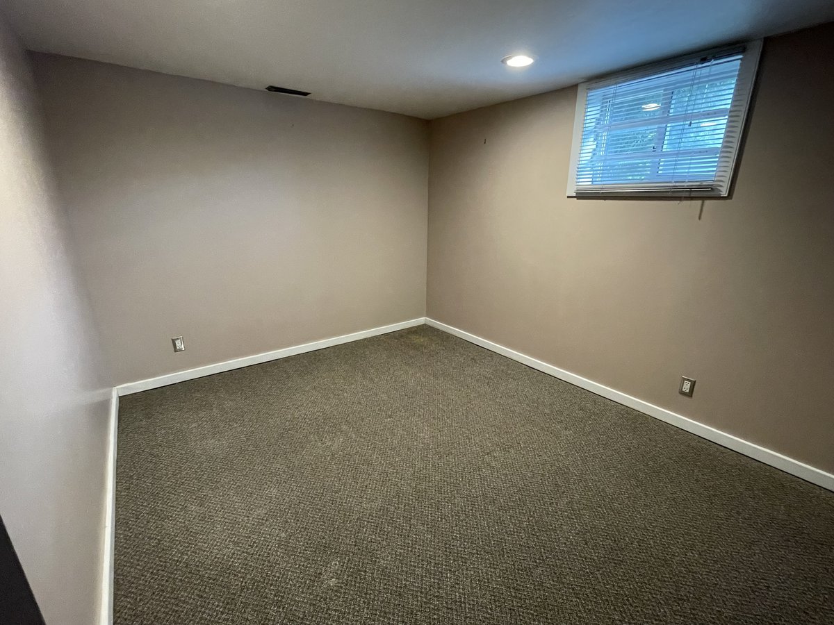 2451 28 Avenue Southwest - Photo 17