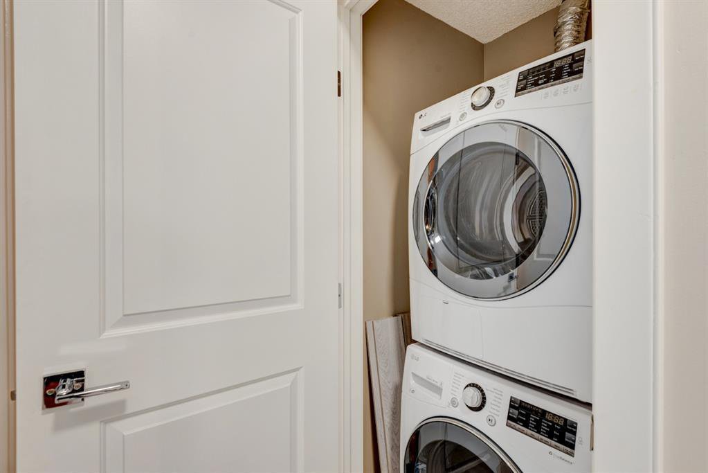 11811 Lake Fraser Drive Southeast - Photo 10