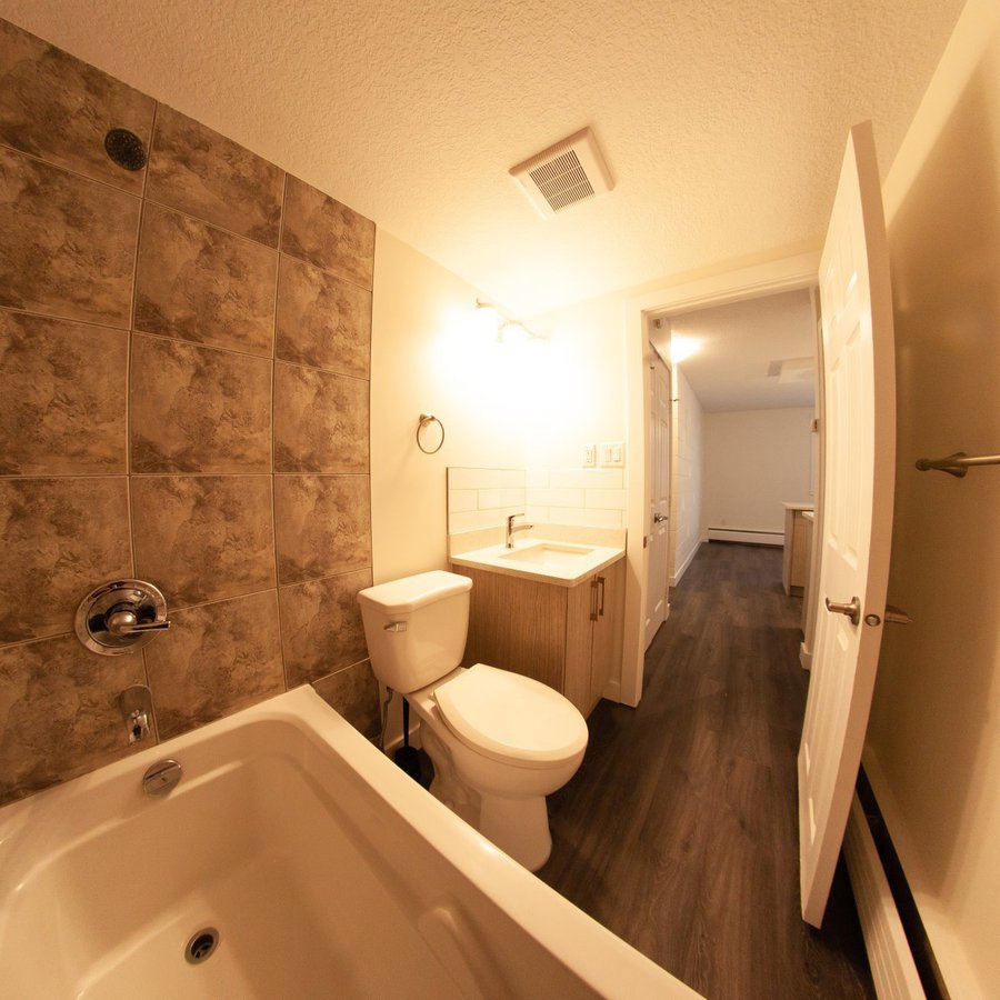 337 5 Avenue Northeast - Photo 5