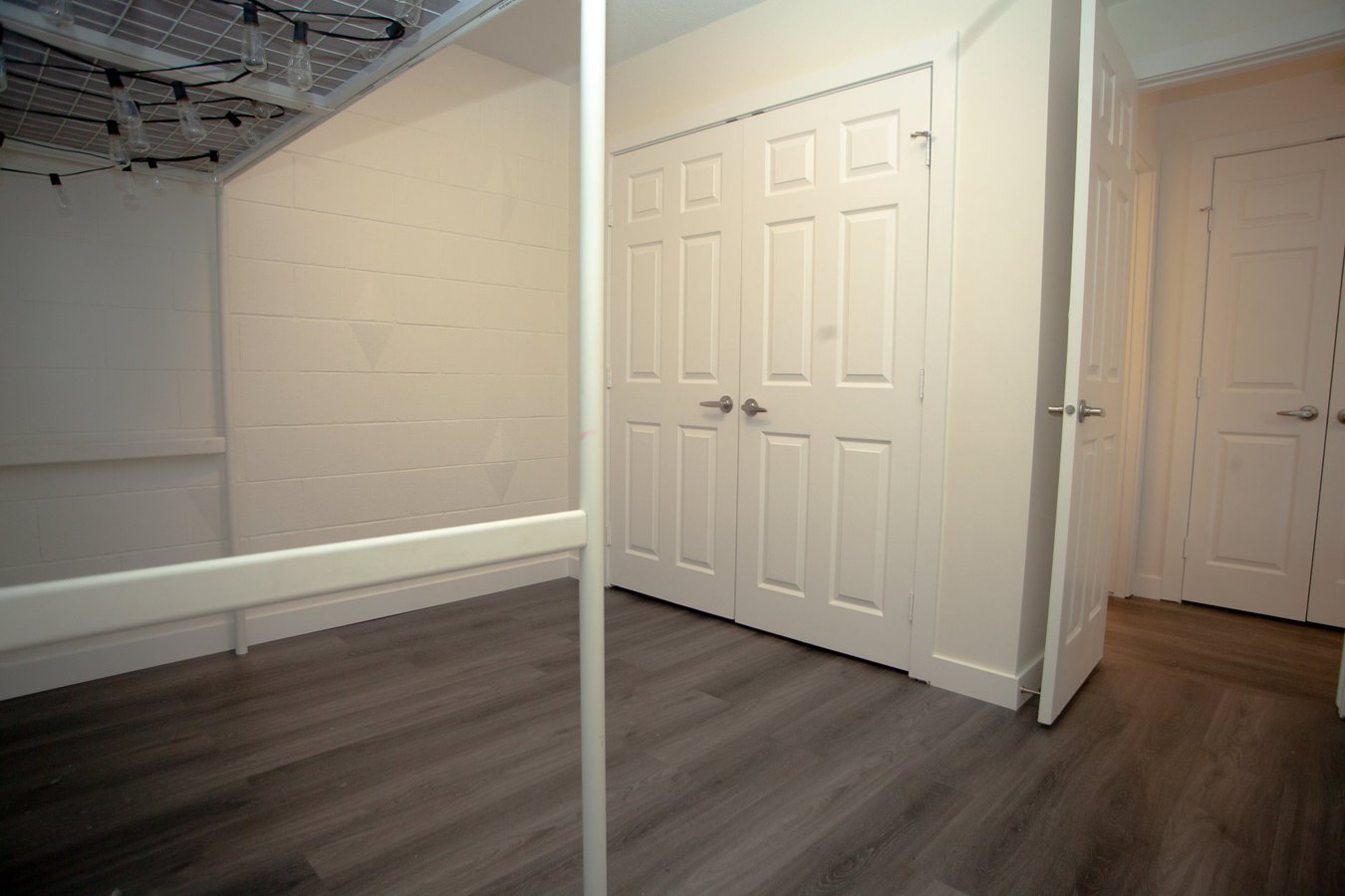 337 5 Avenue Northeast - Photo 6