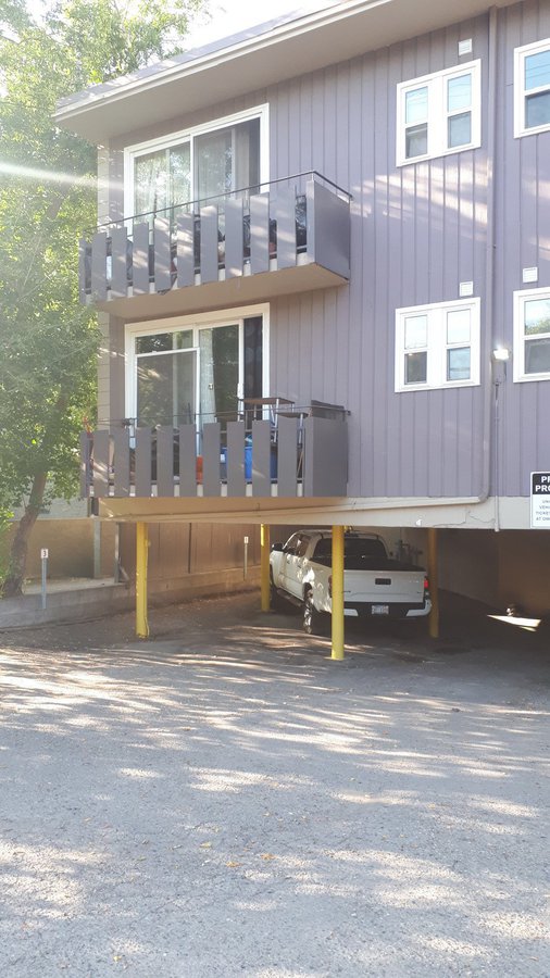 337 5 Avenue Northeast - Photo 9