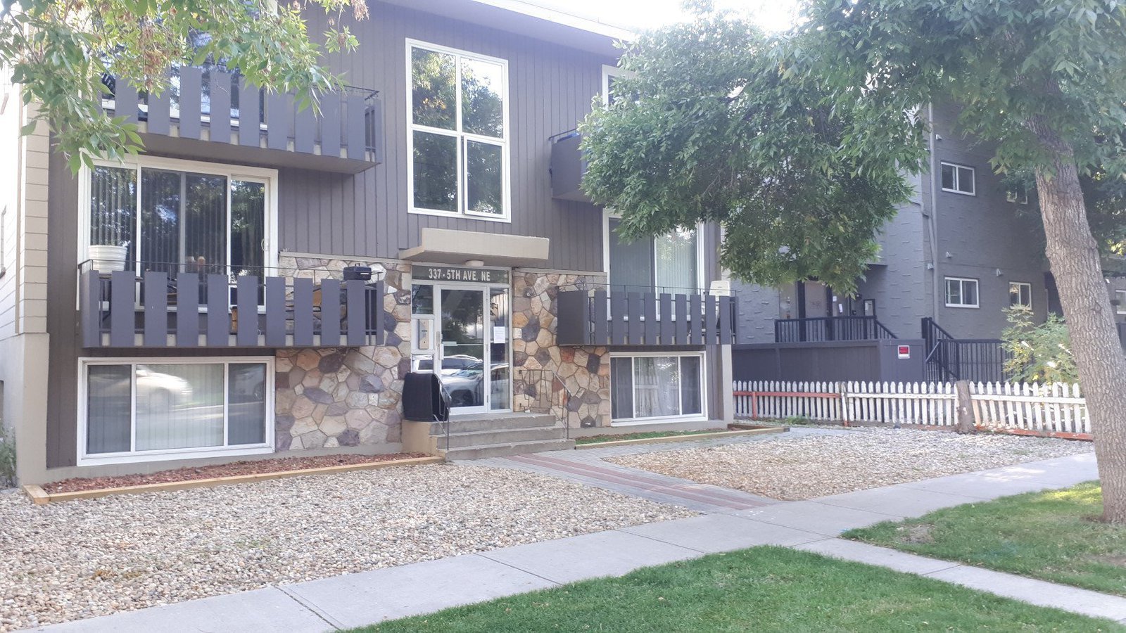 337 5 Avenue Northeast - Photo 10