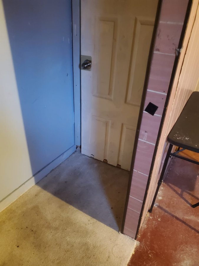 8226 Fairmount Drive Southeast - Photo 4