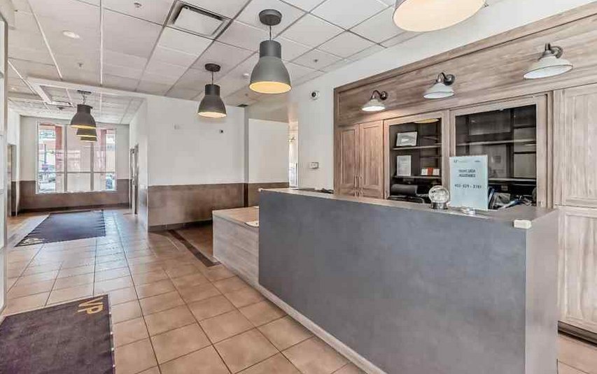 1053 10 Street Southwest - Photo 2