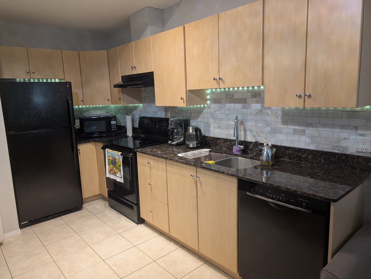 1053 10 Street Southwest - Photo 7
