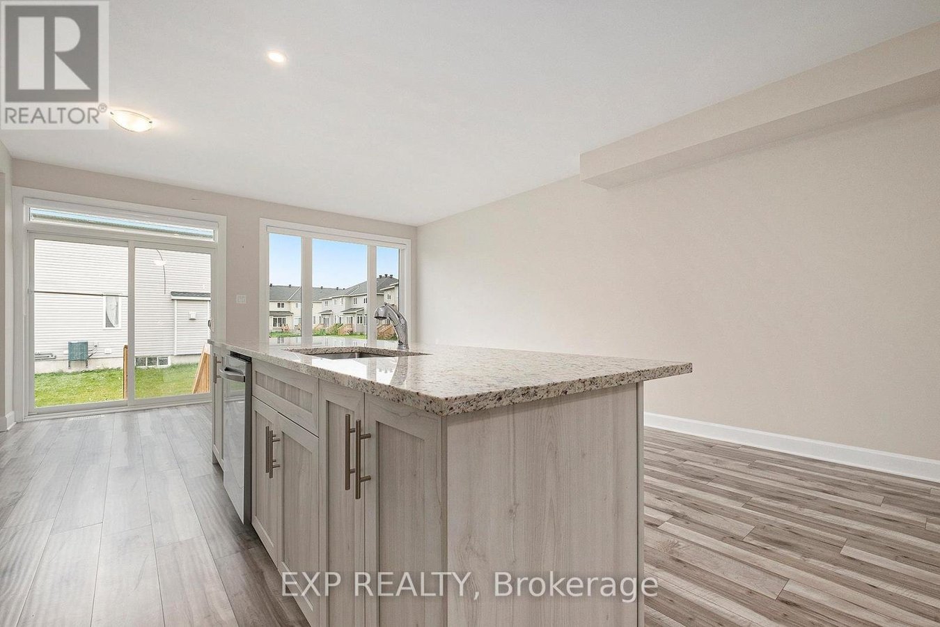 72 EASTWOOD DRIVE - Photo 11