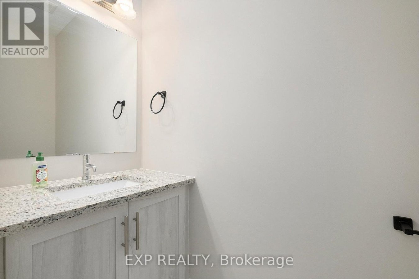 72 EASTWOOD DRIVE - Photo 13