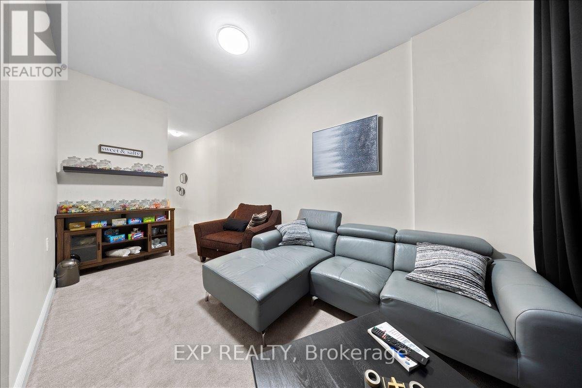13 LEBLANC STREET - Photo 27