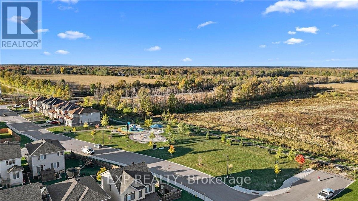 13 LEBLANC STREET - Photo 36