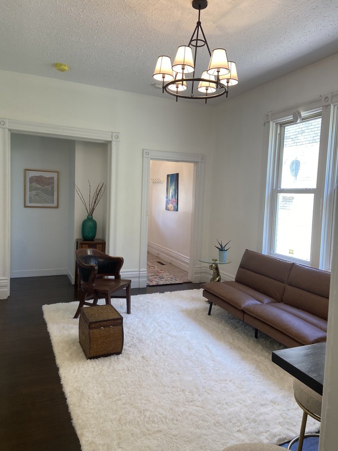 415 Oxford Street East - Photo 7