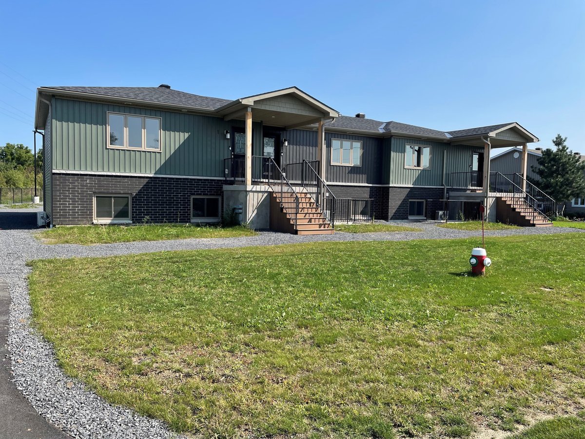 Rentals.ca Chesterville Apartments, Condos and Houses For Rent